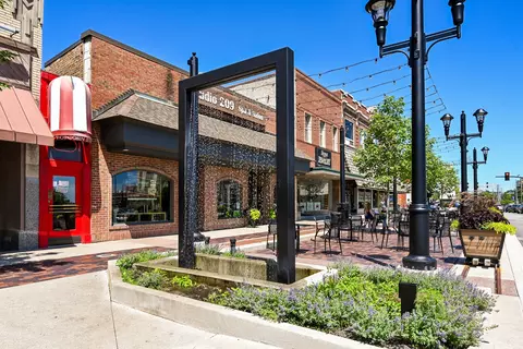 255 E Liberty Dr #705, Wheaton, IL 60187 photo 31