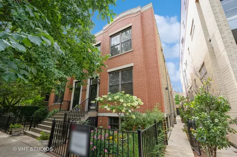 2734 N Southport Ave #A, Chicago, IL 60614
