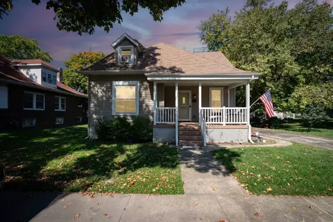 108 W Spencer St, Mclean, IL 61754
