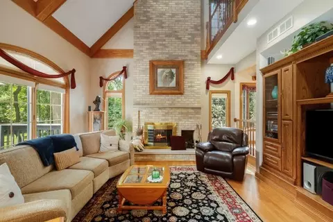 420 Timber Ridge Dr, Bartlett, IL 60103 photo 2