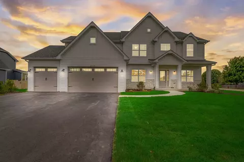 5019 Carpenter Ave, Oswego, IL 60543