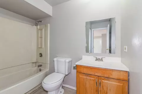 390 Echo Ln #3, Aurora, IL 60504 photo 5