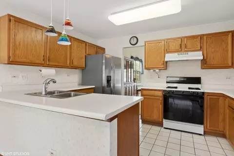 13433 S Redberry Cir, Plainfield, IL 60544 photo 3