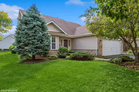 13433 S Redberry Cir, Plainfield, IL 60544