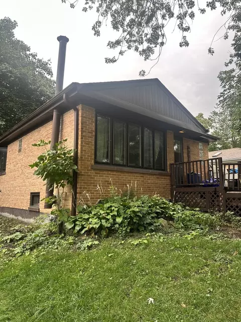 307 N Maple Ave, Wood Dale, IL 60191
