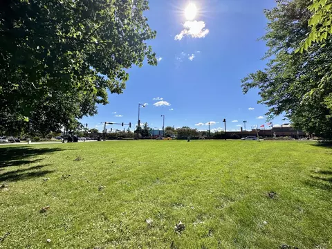 2128-36 W Lake St, Hanover Park, IL 60133