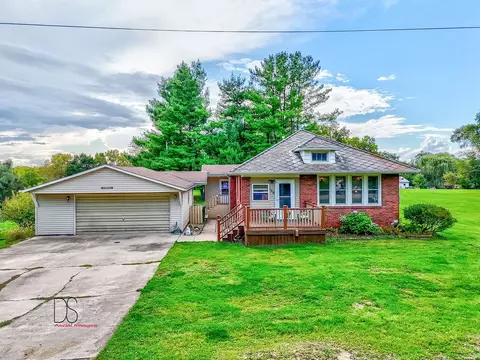 108 Oak St, Dalzell, IL 61320