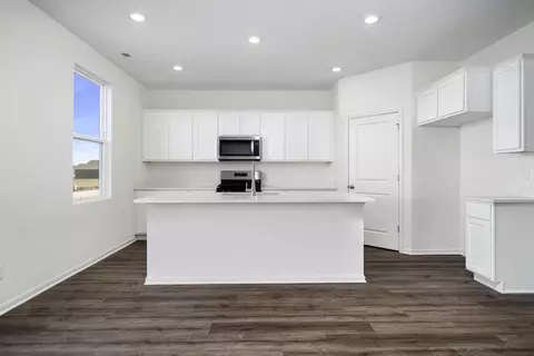 2030 Legacy Pointe Blvd, Plainfield, IL 60586 photo 6