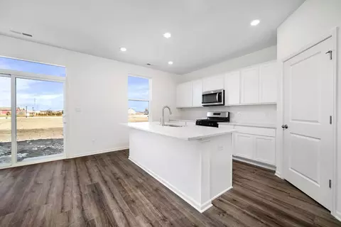 2030 Legacy Pointe Blvd, Plainfield, IL 60586 photo 5