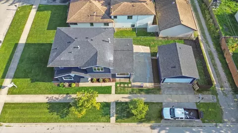 8600 Lorel Ave, Burbank, IL 60459 photo 40