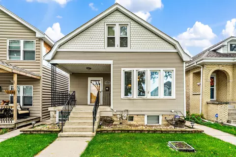 3815 N Octavia Ave, Chicago, IL 60634