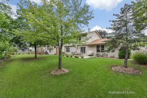 311 Oakmont Dr, Bartlett, IL 60103 photo 22