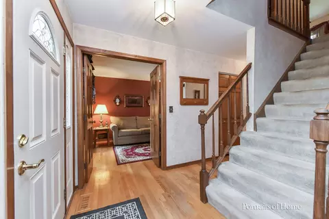 311 Oakmont Dr, Bartlett, IL 60103 photo 4