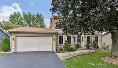 311 Oakmont Dr, Bartlett, IL 60103 photo 2