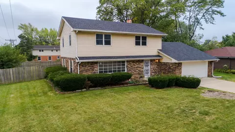 3200 Rosemont Dr, Joliet, IL 60431