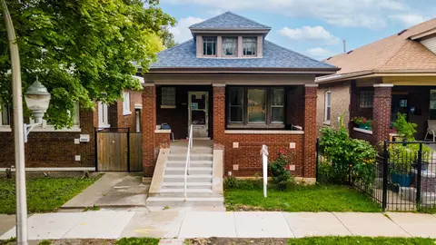 6623 S Maplewood Ave, Chicago, IL 60629
