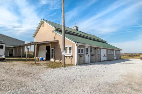 Exterior - 3104 E Delite Inn Rd, Beecher, IL 60401 photo 11 of 20