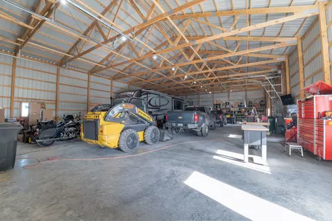 Exterior - 3104 E Delite Inn Rd, Beecher, IL 60401 photo 6 of 20