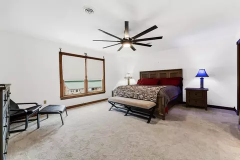 Bedroom - 3104 E Delite Inn Rd, Beecher, IL 60401 photo 2 of 7