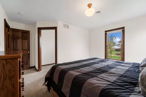 Bedroom - 3104 E Delite Inn Rd, Beecher, IL 60401 photo 7 of 7