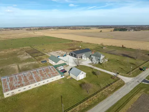 View/Area - 3104 E Delite Inn Rd, Beecher, IL 60401 photo 6 of 10