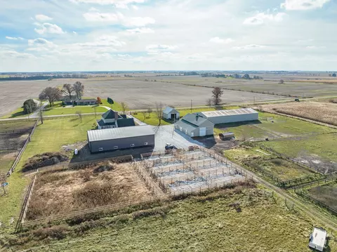 View/Area - 3104 E Delite Inn Rd, Beecher, IL 60401 photo 5 of 10