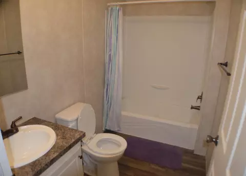 421 Sadler Ave, Elgin, IL 60120 photo 7