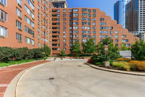 801 S Plymouth Ct #407, Chicago, IL 60605