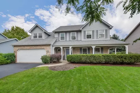 2730 Carriage Way, Aurora, IL 60504