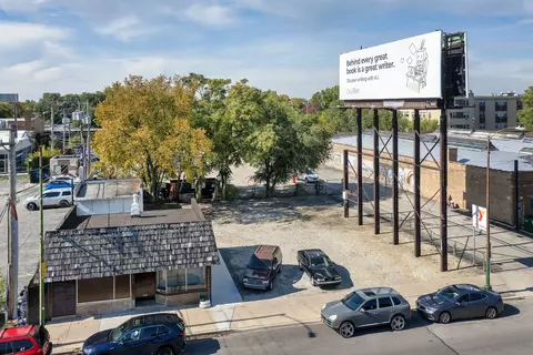 7216 N Western Ave, Chicago, IL 60645