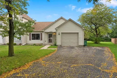 455 Attenborough Way, Grayslake, IL 60030