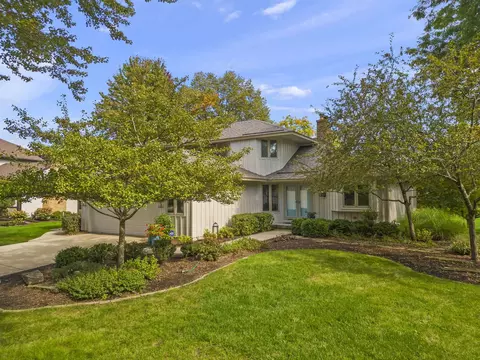 928 Jaipur St, Naperville, IL 60540
