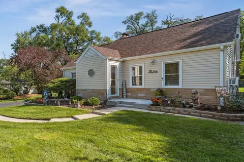 255 N Addison Rd, Wood Dale, IL 60191