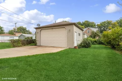 1783 Spruce Ave, Des Plaines, IL 60018 photo 15