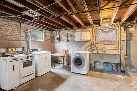 1783 Spruce Ave, Des Plaines, IL 60018 photo 14