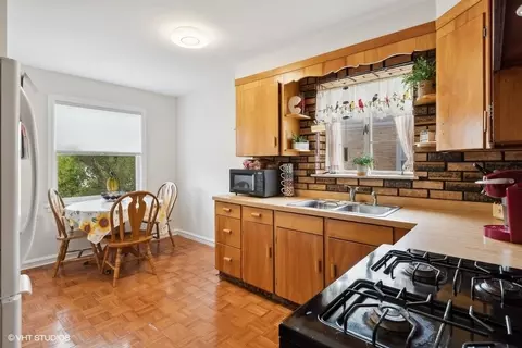 1783 Spruce Ave, Des Plaines, IL 60018 photo 5