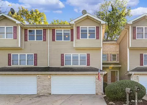 306 Morgan St, Yorkville, IL 60560