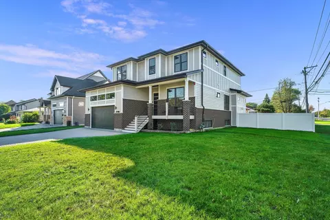 1301 Ardyce Ln, Mount Prospect, IL 60056 photo 4