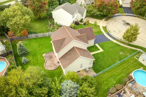 4752 Pratt Ct, Plainfield, IL 60586 photo 3