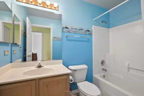 4752 Pratt Ct, Plainfield, IL 60586 photo 17