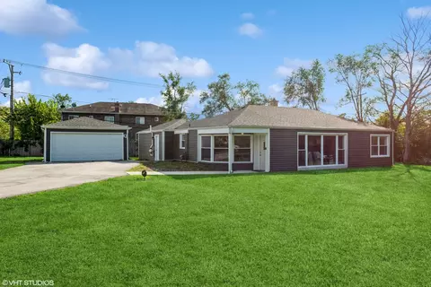 625 W Edgewood Rd, Lombard, IL 60148