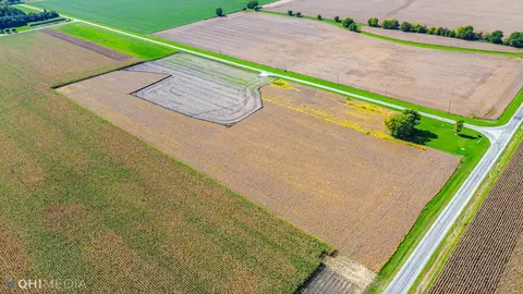 33563 S Martin Long Rd, Wilmington, IL 60481