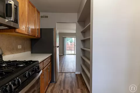 130 S Hale Ave, Bartlett, IL 60103 photo 3