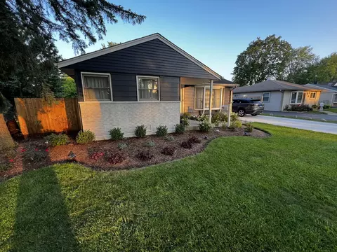 2501 Wilke Rd, Rolling Meadows, IL 60008 photo 4
