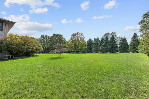 475 E Pine Meadow Ct, Morris, IL 60450 photo 8