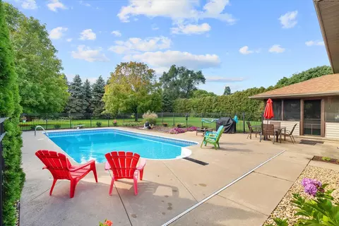475 E Pine Meadow Ct, Morris, IL 60450 photo 7