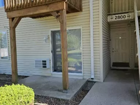 2800 Light Rd #103, Oswego, IL 60543