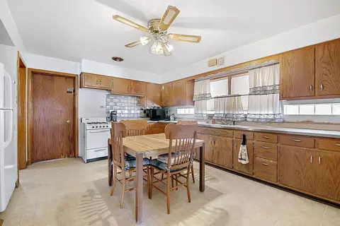 7521 W 62nd St, Summit, IL 60501 photo 6