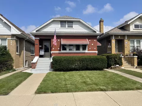5148 W George St, Chicago, IL 60641