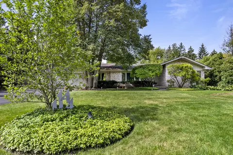 1144 Mayfair Ln, Glencoe, IL 60022